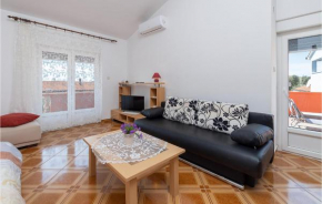 Lovely Apartment In Betiga With Wifi